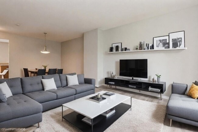 194 Station Park Cir in Grayslake, IL - Building Photo - Building Photo