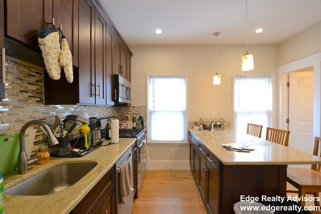 27 Union St in Boston, MA - Foto de edificio - Building Photo