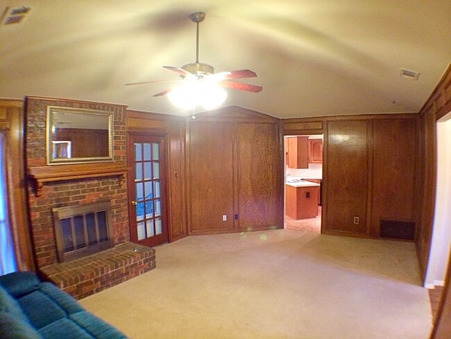 1412 Woodcreek Dr in Richardson, TX - Building Photo - Building Photo