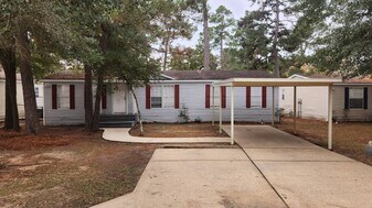 18615 N Sugar Maple Cir in Magnolia, TX - Building Photo