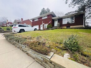 210 Taft Ave in Endicott, NY - Building Photo - Building Photo