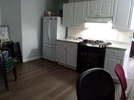301 W Camplain Rd, Unit #1 in Manville, NJ - Building Photo