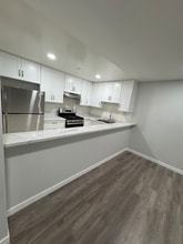 5808 Tujunga Ave in Los Angeles, CA - Building Photo - Building Photo