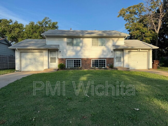 property at 725 N Dougherty Ave