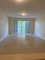 15205 NE 6th Ave in Miami, FL - Building Photo