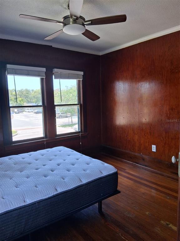 472 Clearwater Largo Rd in Largo, FL - Building Photo - Building Photo