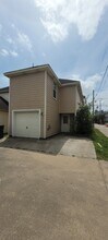 1426 Ruthven St in Houston, TX - Foto de edificio - Building Photo