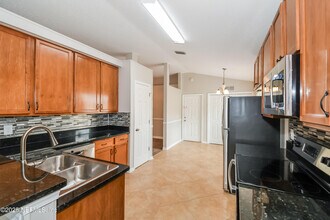 4804 Ducheneau Dr in Jacksonville, FL - Building Photo - Building Photo