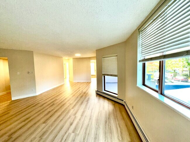 612 Fifth Av in New Westminster, BC - Building Photo - Building Photo