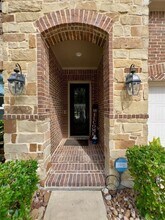 19902 Caitlyn Blossom Ln in Cypress, TX - Foto de edificio - Building Photo