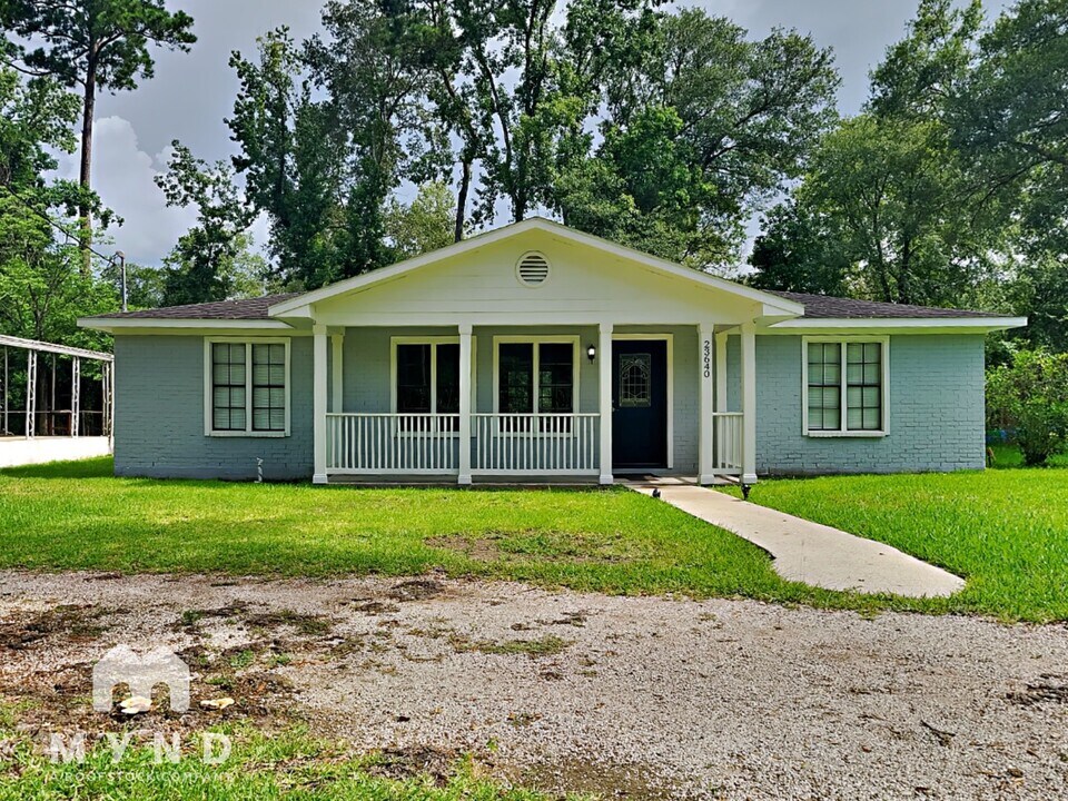 23640 1st St in New Caney, TX - Building Photo