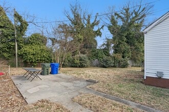 1152 Orcutt Ave in Newport News, VA - Building Photo - Building Photo