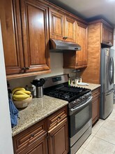 10541 Western Ave in Downey, CA - Building Photo - Building Photo