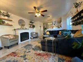 3649 E Orchid Ln in Gilbert, AZ - Building Photo - Building Photo