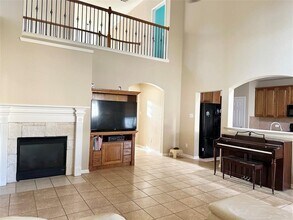 3723 Tumbling Falls Dr in Manvel, TX - Building Photo - Building Photo