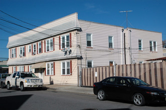 742-746 Lidgerwood Ave in Elizabeth, NJ - Building Photo - Building Photo