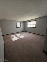 17974 1st St in Beloit, OH - Building Photo - Building Photo