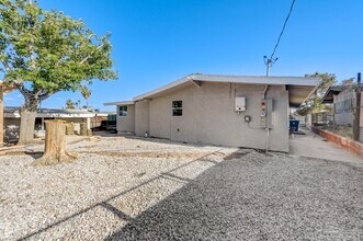 5326 Evergreen Ave in Las Vegas, NV - Building Photo - Building Photo