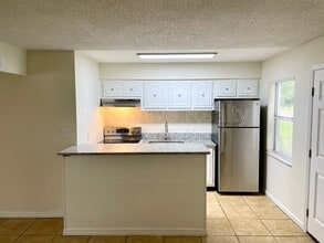 5228 Davisson Ave in Orlando, FL - Building Photo - Building Photo