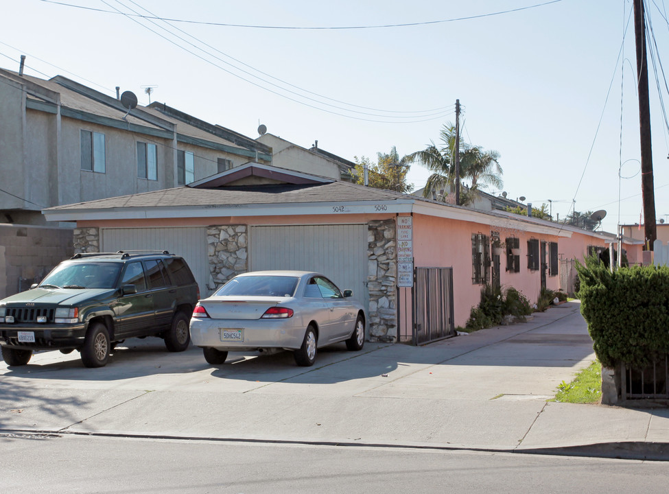 5040-5042 Clara St in Cudahy, CA - Building Photo