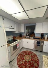 1429 Cape Coral Pkwy W in Cape Coral, FL - Building Photo - Building Photo