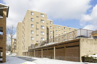 Fremont Square in Pittsburgh, PA - Building Photo