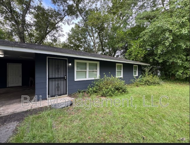 2460 Brevard Dr in Macon, GA - Building Photo - Building Photo