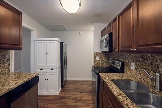 1235 Beechview Dr SE in Atlanta, GA - Building Photo - Building Photo
