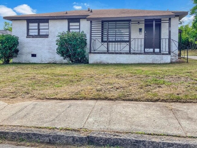 property at 506 Weed St