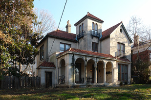 1067 Cherokee Rd Apartments