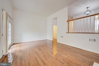 27 Briarstone Ln in Gaithersburg, MD - Building Photo - Building Photo