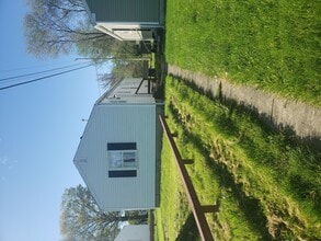 4539 Fletcher Ave in Indianapolis, IN - Foto de edificio - Building Photo