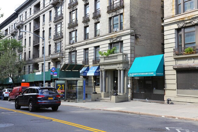 461 Fort Washington Ave in New York, NY - Foto de edificio - Building Photo