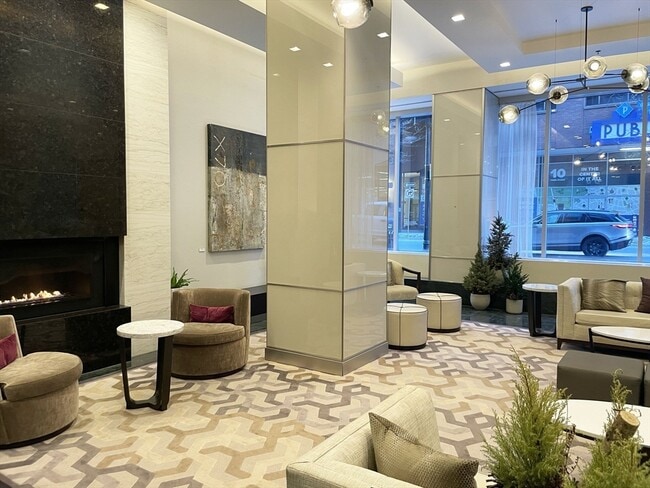 1 Charles St S in Boston, MA - Building Photo - Building Photo