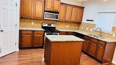 1737 Liberty Pkwy NW in Atlanta, GA - Building Photo - Building Photo