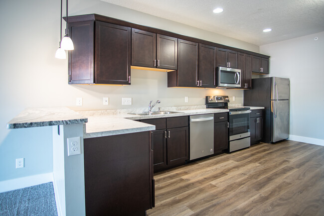 The Modern Townhomes in Moline, IL - Building Photo - Building Photo