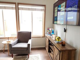 15904 Admiralty Way, Unit SI ID1051265P in Lynnwood, WA - Building Photo