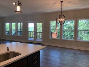 5501 Lands End St in Austin, TX - Building Photo - Building Photo