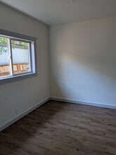 1005 Mitchell St in Klamath Falls, OR - Building Photo - Building Photo