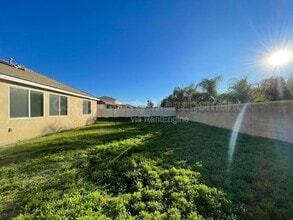 1023 Haviture Wy in Hemet, CA - Building Photo - Building Photo