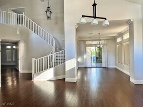 8931 Lansberry Ct in Las Vegas, NV - Building Photo - Building Photo