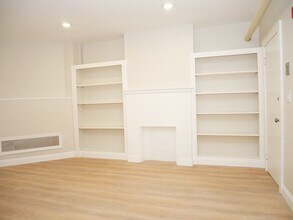 22 Beals St, Unit B3 in Brookline, MA - Building Photo - Building Photo
