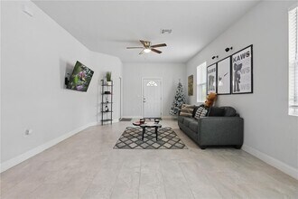 2618 Sidney Ave in Orlando, FL - Building Photo - Building Photo