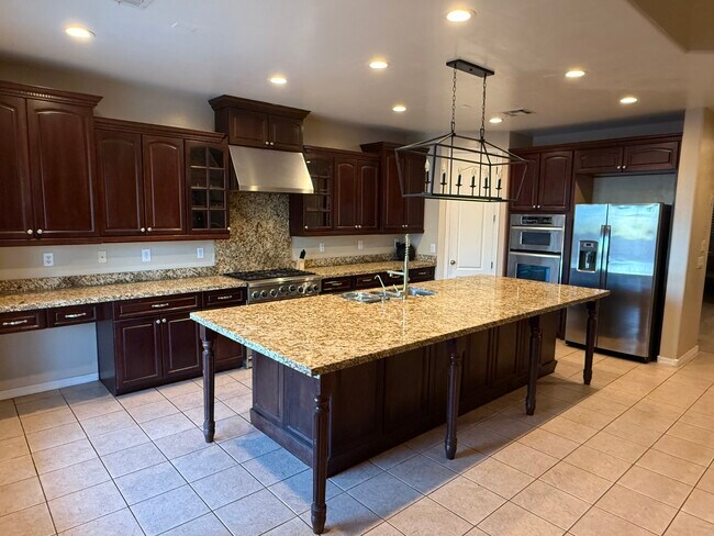 property at 6709 S 40th Ave