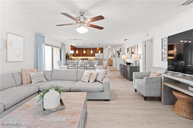 16442 Timberlakes Dr