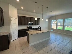 1433 Eagle Nest Dr in Azle, TX - Building Photo - Building Photo