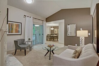 Island Park in Kent, WA - Foto de edificio - Building Photo