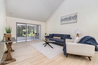 165 Casseekee Trail, Unit 7165 in Melbourne Beach, FL - Foto de edificio - Building Photo