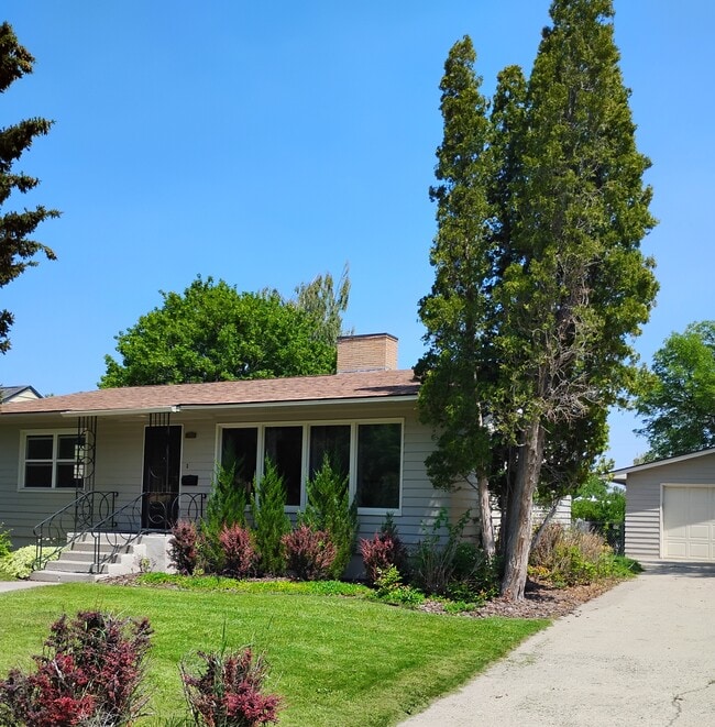 property at 1009 Harrison Ave