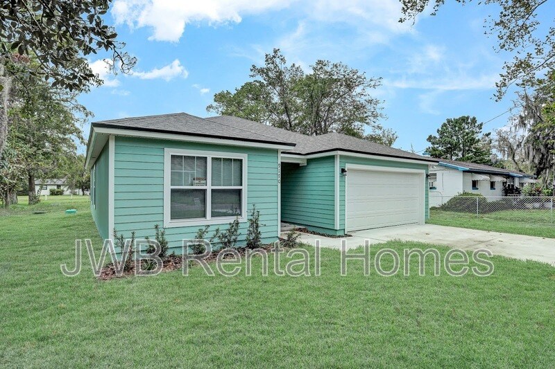 9170 8th Ave in Jacksonville, FL - Building Photo